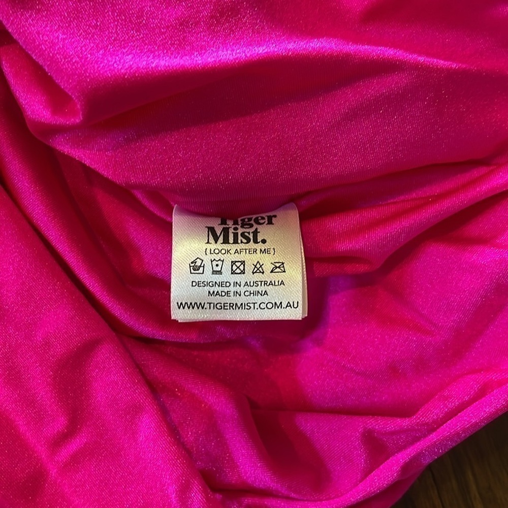 NWT Tiger Mist Danisa Multi-tie wrap halter sexy dress hot pink Small - Picture 6 of 10